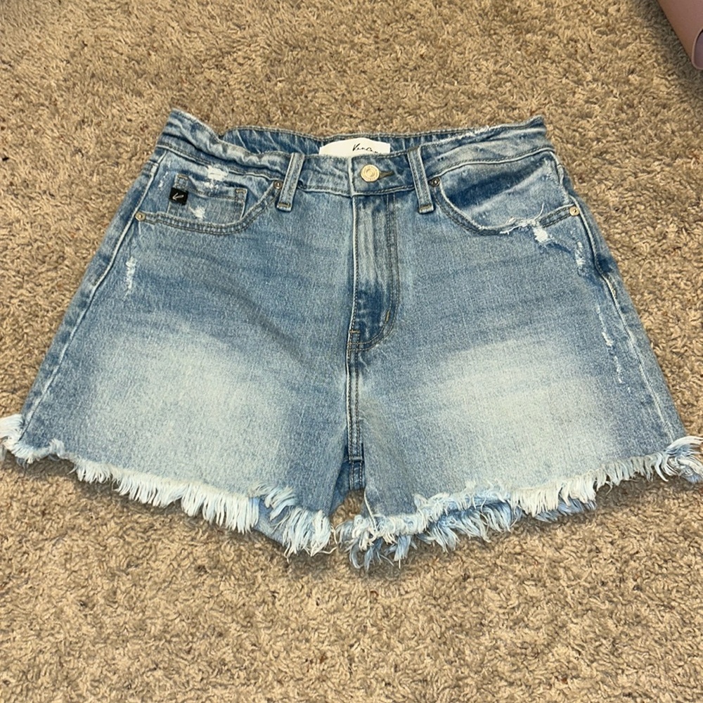 KANCAN SIZE 7/27 JEAN SHORTS